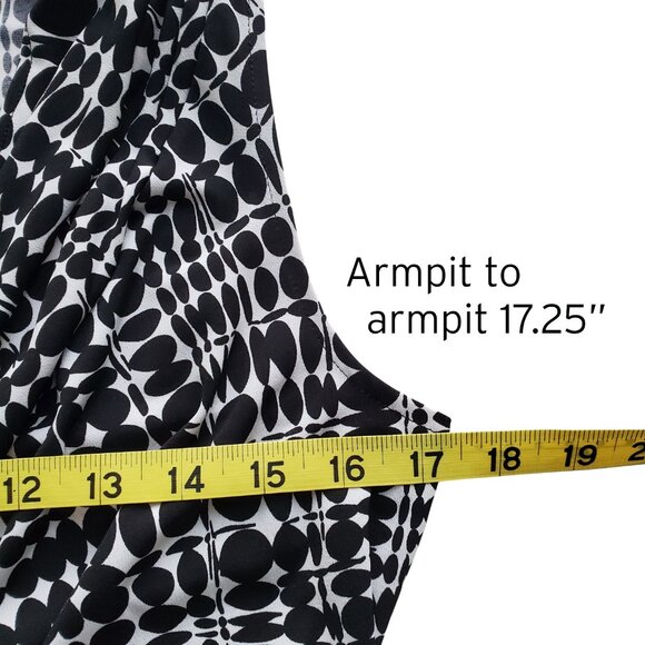 Calvin Klein Mod Print BW Drape Neck Sleeveless Blouse Great for Under Suit - Picture 6 of 10
